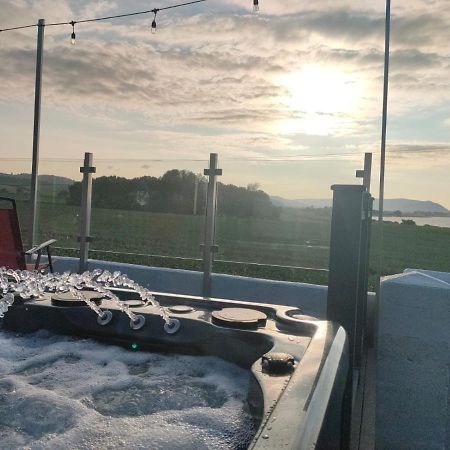 Blue Anchor House - Seaview, Hot Tub Apartments 外观 照片