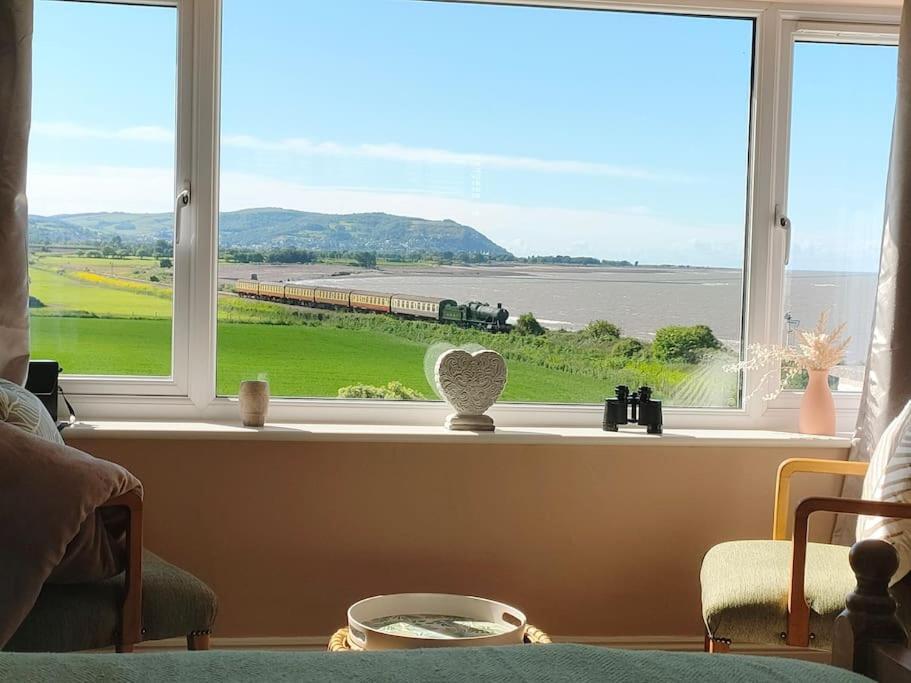 Blue Anchor House - Seaview, Hot Tub Apartments 外观 照片