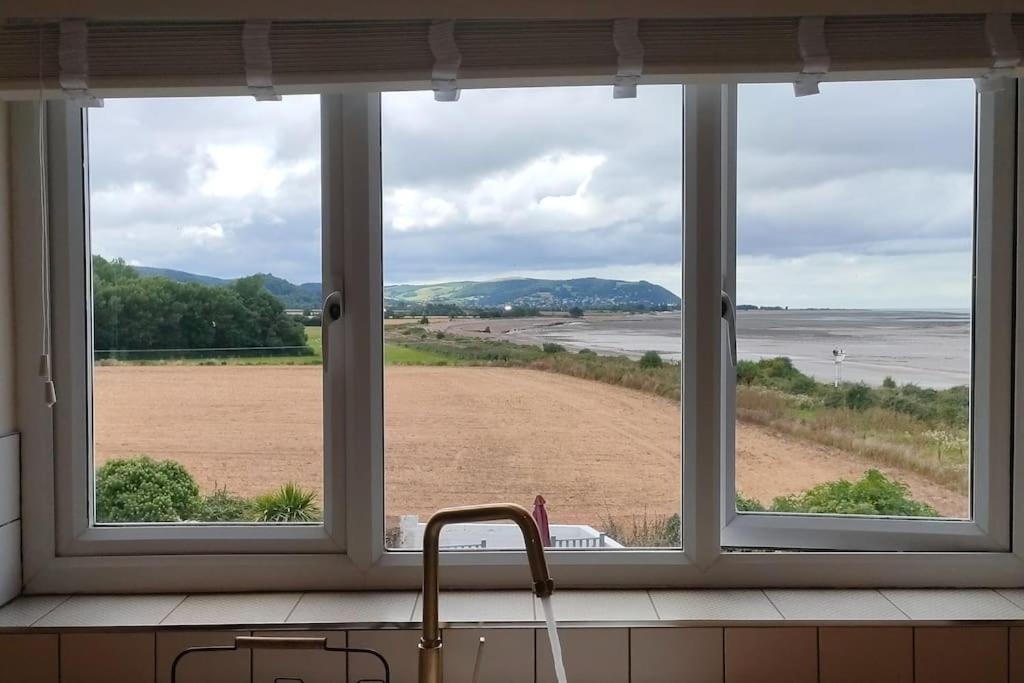Blue Anchor House - Seaview, Hot Tub Apartments 外观 照片