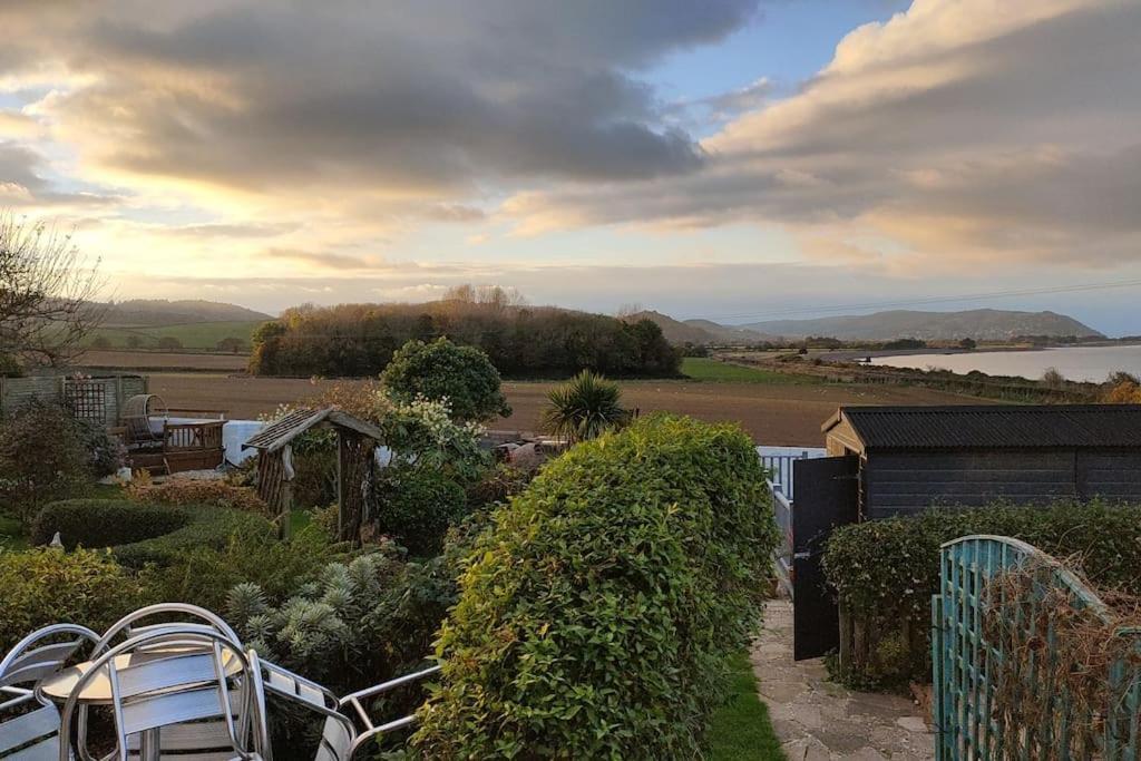 Blue Anchor House - Seaview, Hot Tub Apartments 外观 照片