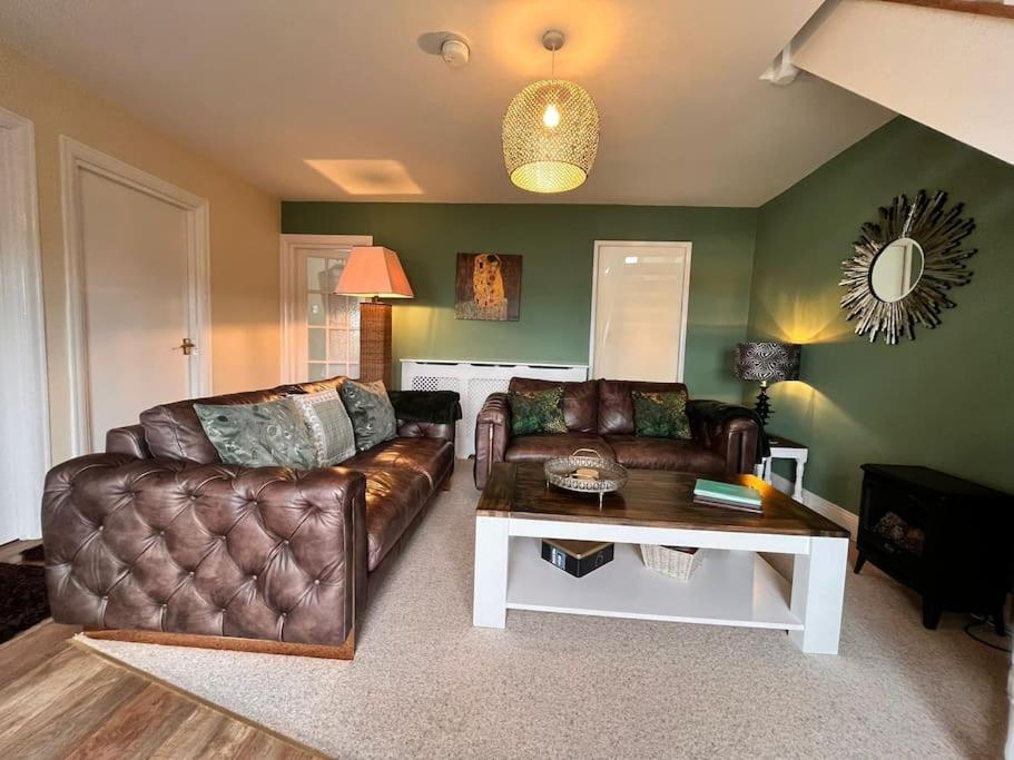 Blue Anchor House - Seaview, Hot Tub Apartments 外观 照片