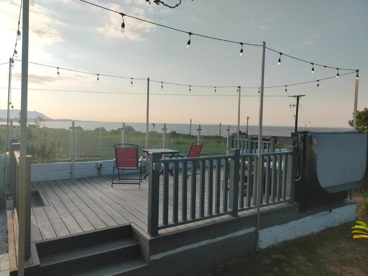 Blue Anchor House - Seaview, Hot Tub Apartments 外观 照片
