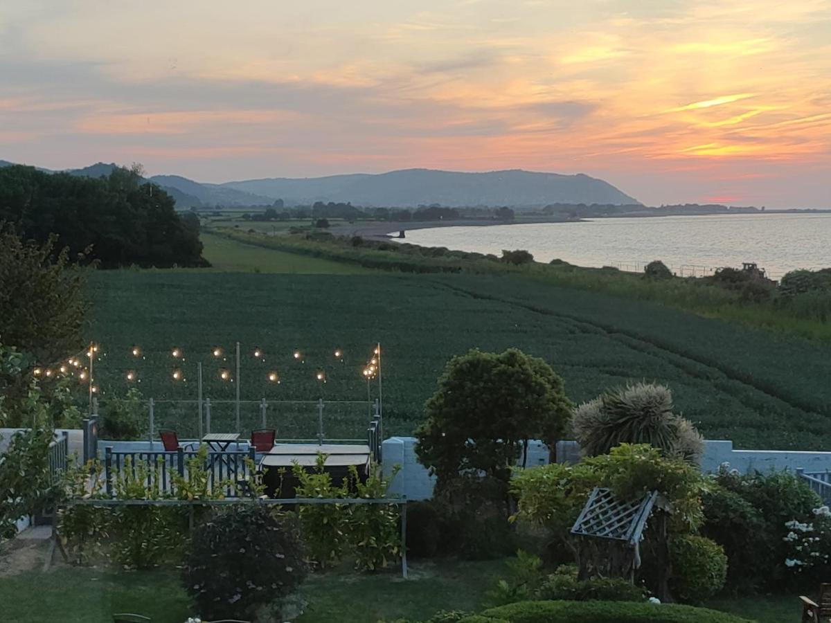 Blue Anchor House - Seaview, Hot Tub Apartments 外观 照片